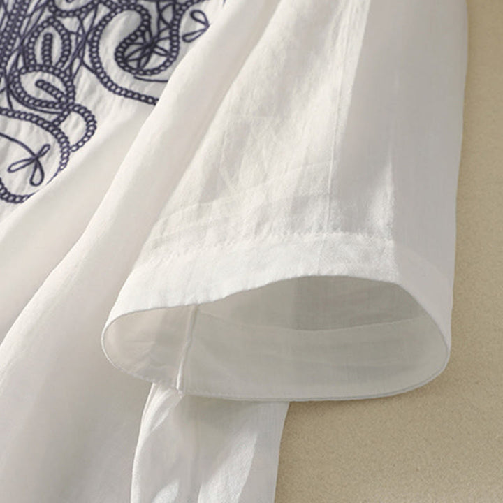 Koszulka damska z krótkim rękawem i haftowanym dekoltem w serek z motywem Buddha Stones - image 25