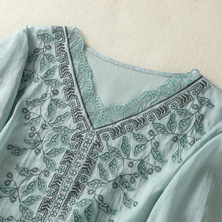 Koszulka damska z krótkim rękawem i haftowaną koronką z motywem Buddha Stones - image 14