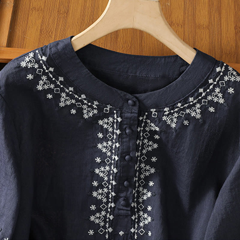 Koszula damska z okrągłym dekoltem i symetrycznym haftem z motywem Buddha Stones z bawełny - image 4