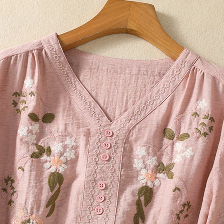 Koszula damska z dekoltem w serek, haftowanymi kwiatami i liśćmi z Buddha Stones - image 3