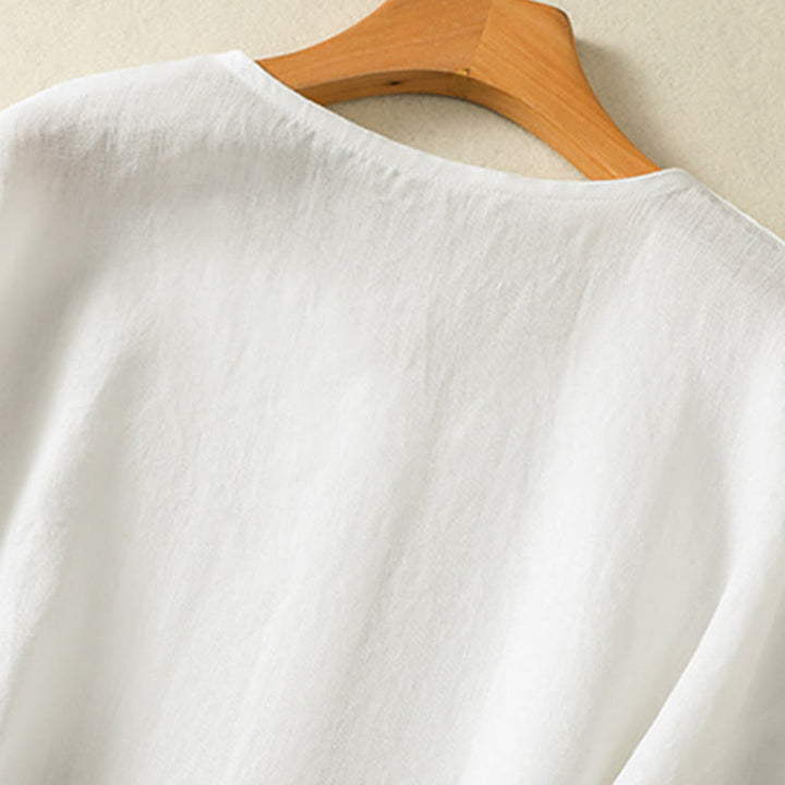 Koszula damska z bawełny i lnu z dekoltem w serek i długim rękawem w kwiaty z motywem kamieni Buddha Stones - image 14