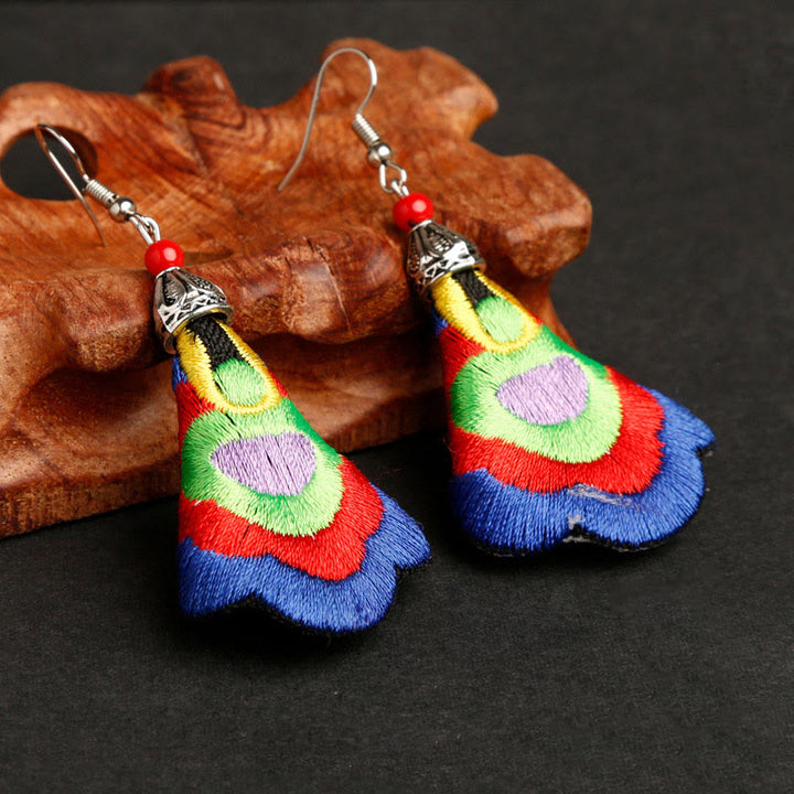 Kolczyki Harmonii z Buddha Stones, ręcznie robione, kolorowe, haftowane Yi - Kolor zewnętrzny – Royal Blue (słupki ze stopu) - image 4