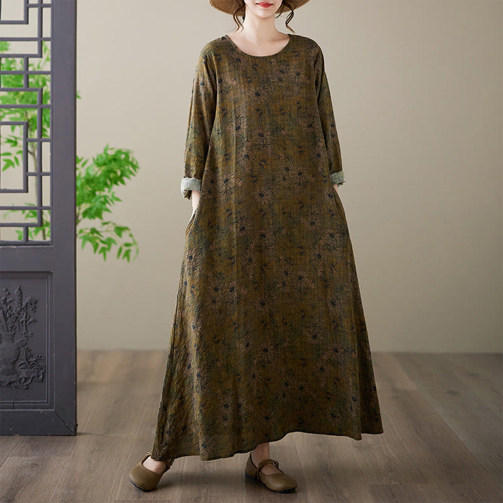 Sukienka maxi z długim rękawem z bawełny i lnu z nadrukiem w kwiaty i motywem Buddha Stones z kieszeniami - Oliwka - US14, UK/AU18, EU46 (3XL) - image 0