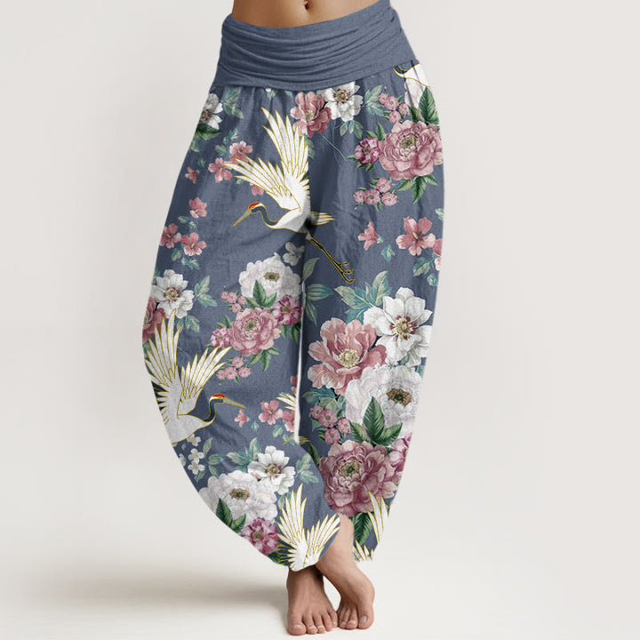 Damskie spodnie haremowe z elastyczną talią i wzorem "Buddha Stones" z żurawiami i kwitnącą piwonią - Chaber niebieski - US22, UK/AU26, EU54 (6XL) - image 5