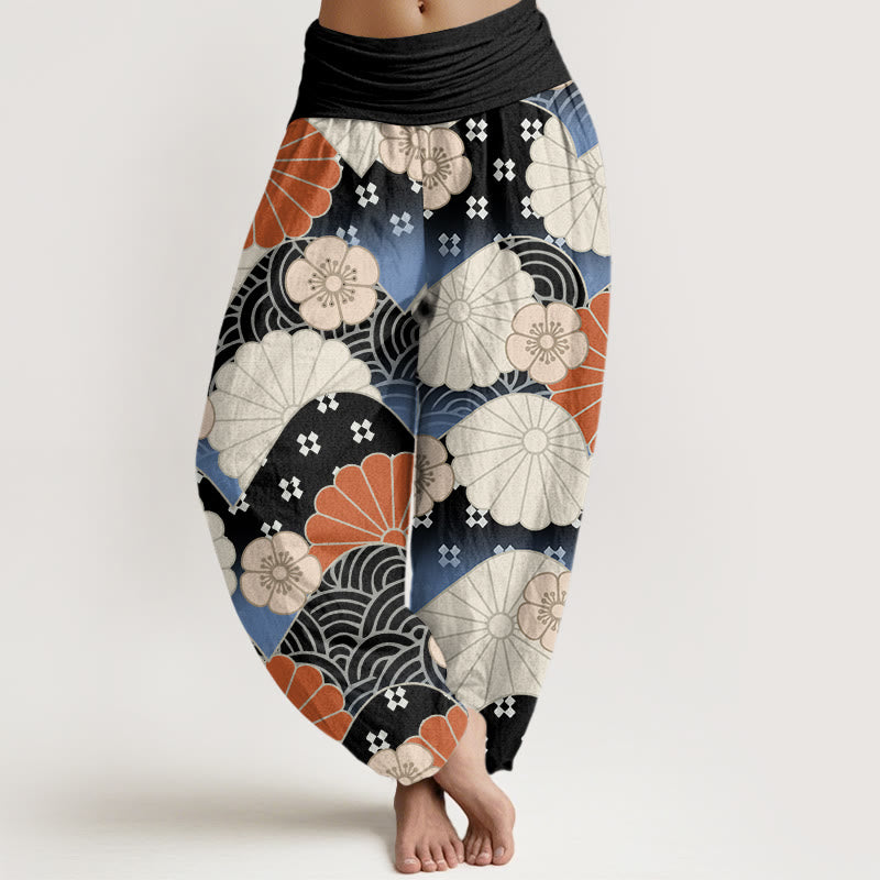 Damskie spodnie haremowe z elastyczną talią i abstrakcyjnym wzorem płatków i fal w Buddha Stones - Czarny - US22, UK/AU26, EU54 (6XL) - image 8
