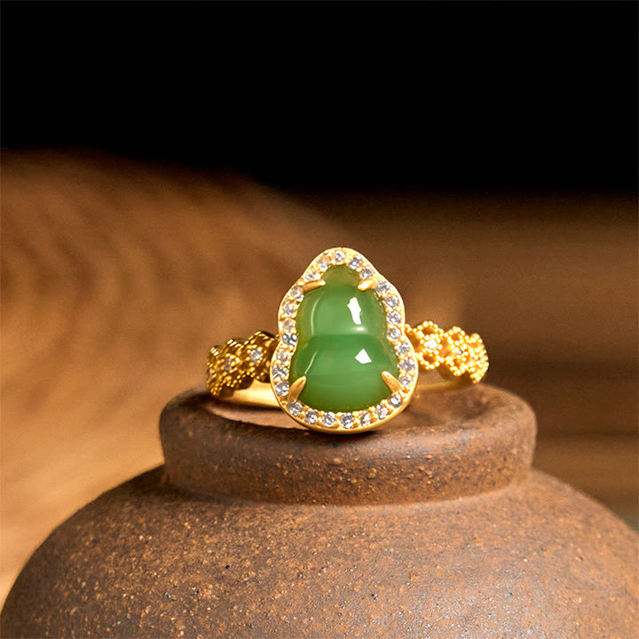 Pierścionek z regulowanym bogactwem, z Buddha Stones, w kolorze tykwy, zielonego chalcedonu i miedziowanego złota