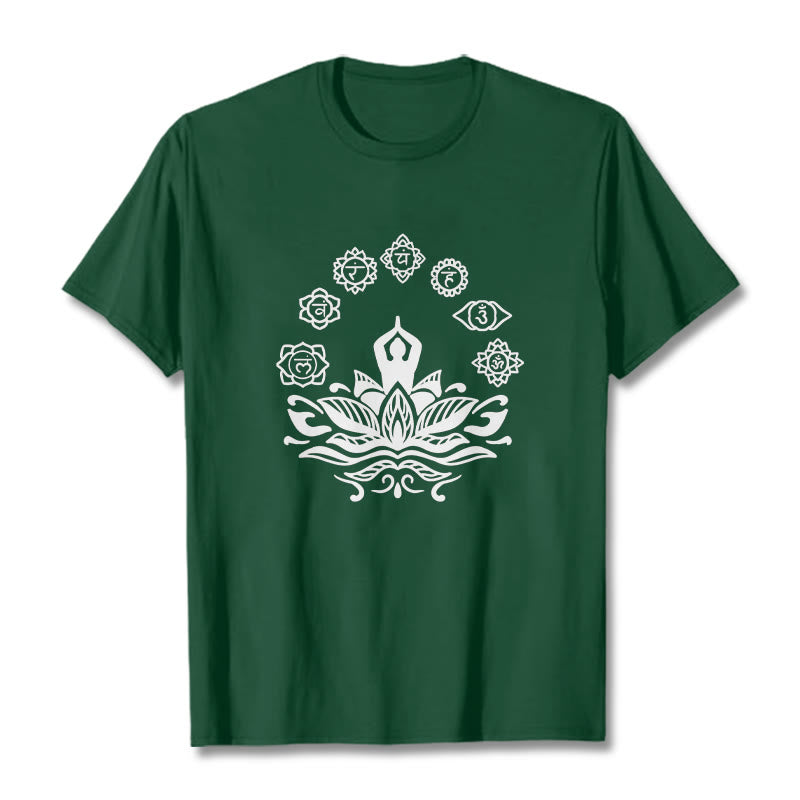Koszulka z nadrukiem Buddha Stones, swobodna, medytująca figura kwiatu lotosu, siedem czakr, wzór bawełny - ForestGreen - 2XL - image 1