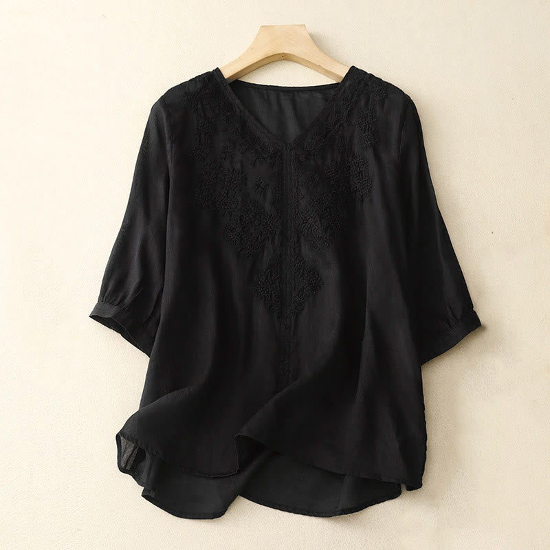 Koszula damska z krótkim rękawem i dekoltem w serek z haftowanymi Buddha Stones - Czarny - US12, UK/AU16, EU44 (2XL) - image 11