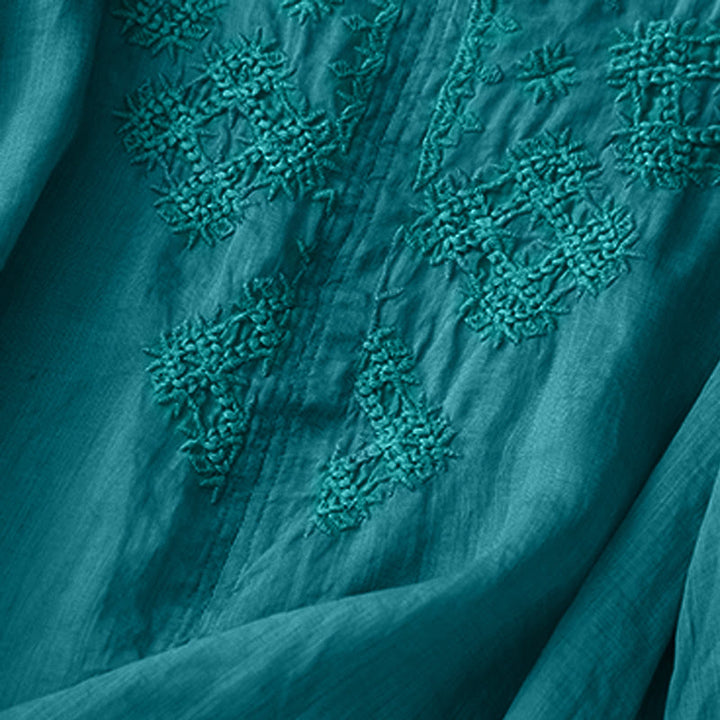 Koszula damska z krótkim rękawem i dekoltem w serek z haftowanymi Buddha Stones - image 3