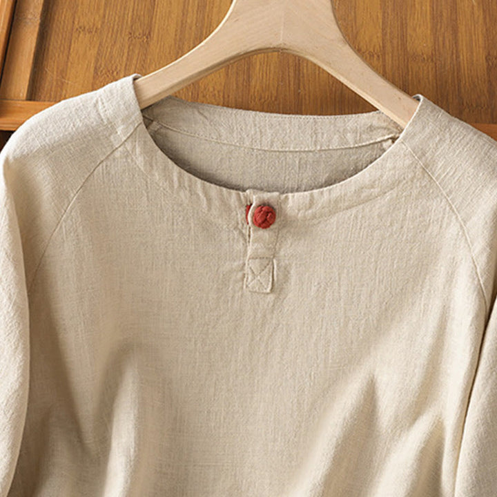 Koszula damska z długim rękawem i bawełną i poliestrem "Buddha Stones" w swobodnym, prostym kroju - image 2