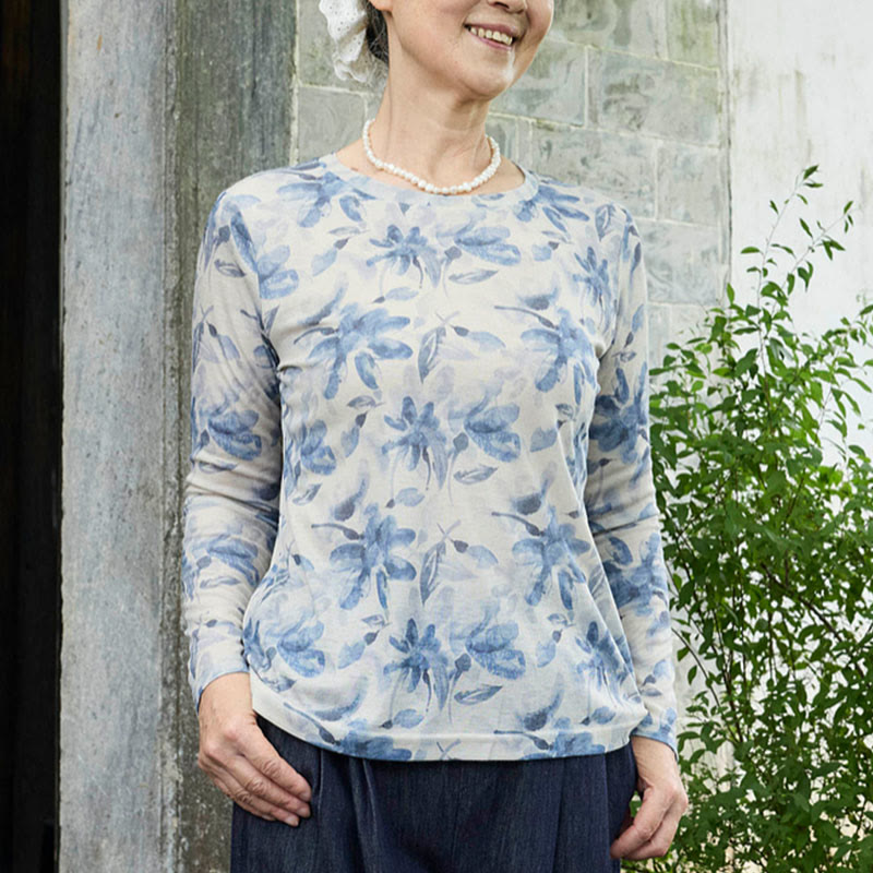 Koszulka damska z długim rękawem i kwiatowym nadrukiem „Buddha Stones Fall Blue” dla osób starszych - image 1