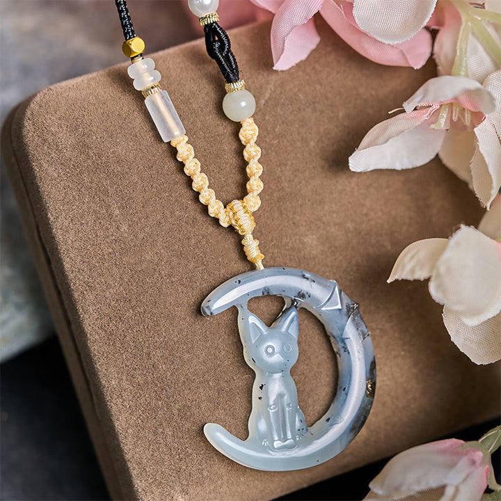 Naszyjnik z wisiorkiem z naturalnego jadeitu Xiuyan z Buddha Stones i półksiężycem w kształcie kota - image 2