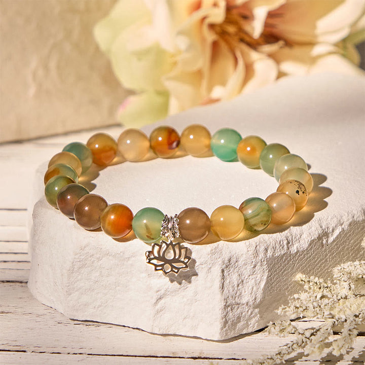 Bransoletka z Buddha Stones ze srebra próby 925, symbolu lotosu i pawia z agatu, z motywem odwagi - Agat pawi (obwód nadgarstka 15-16 cm) - image 0