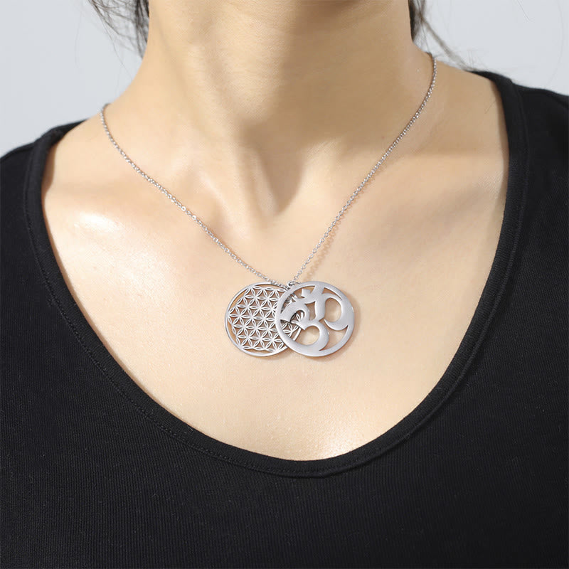 Naszyjnik z zawieszką z Buddha Stones i symbolem Om w kształcie kwiatu, ze stali nierdzewnej - image 3