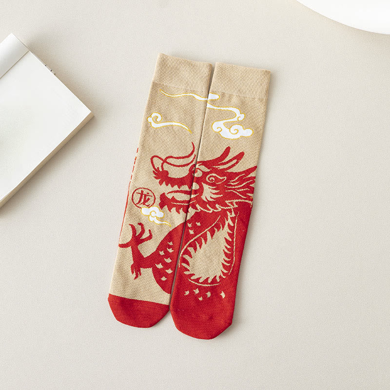 Buddha Stones Casualowe skarpetki bawełniane Red Dragon Quarter dla mężczyzn i kobiet unisex - Duży Smok - Jeden rozmiar pasuje do większości (USA 3,5–10,5, EU 36–44, UK/AU 3,5–10,5, Azja 23–28 cm) - image 0