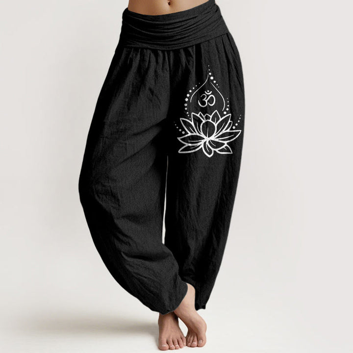Damskie spodnie haremowe z elastyczną talią i motywem kwitnącego lotosu z Buddha Stones - Czarny - US22, UK/AU26, EU54 (6XL) - image 5