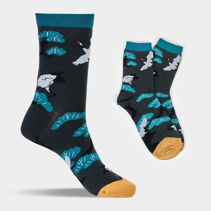 Skarpetki damskie z kolekcji Buddha Stones Casual White Crane Pine Tree Design Micro Crew - image 1
