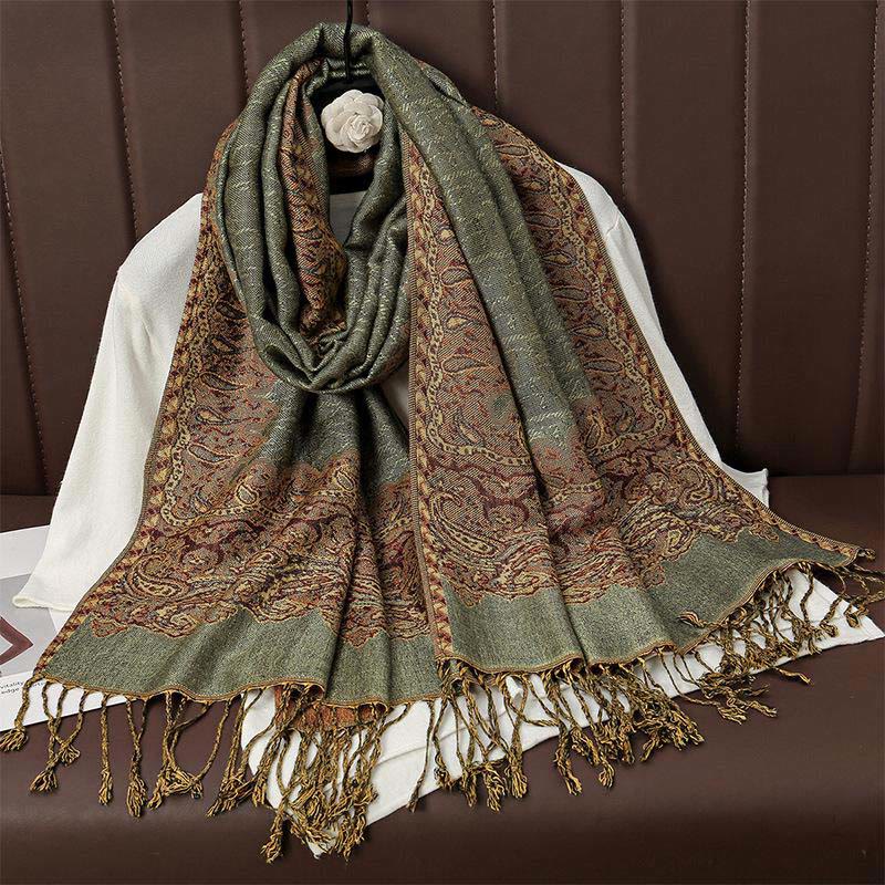 Zimowy, etniczny, tybetański, żakardowy szal z frędzlami i nadrukiem paisley w Buddha Stones - DarkSeaGreen - 70*190 cm - image 4