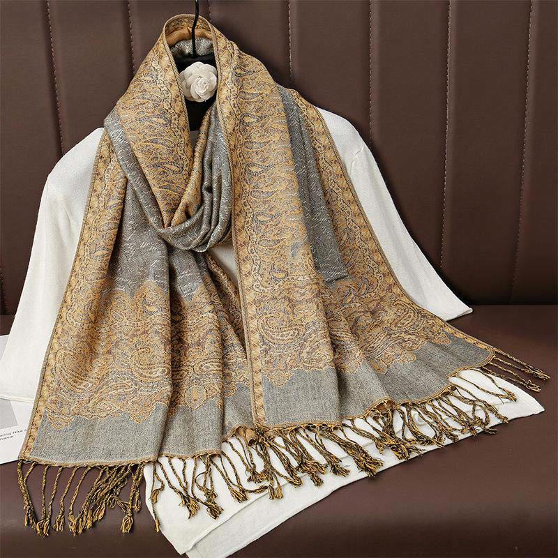 Zimowy, etniczny, tybetański, żakardowy szal z frędzlami i nadrukiem paisley w Buddha Stones - Złoto - 70*190 cm - image 7