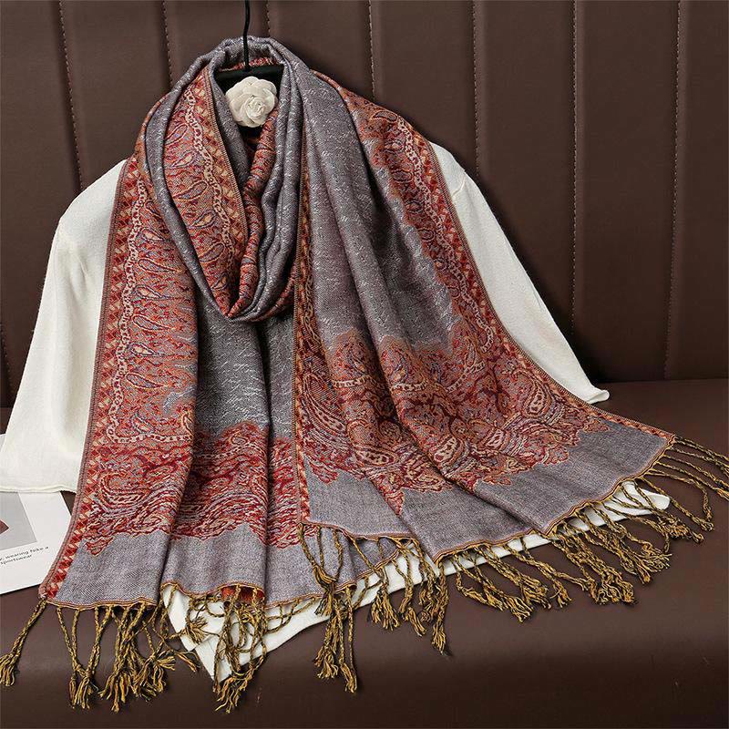 Zimowy, etniczny, tybetański, żakardowy szal z frędzlami i nadrukiem paisley w Buddha Stones - RosyBrown - 70*190 cm - image 11