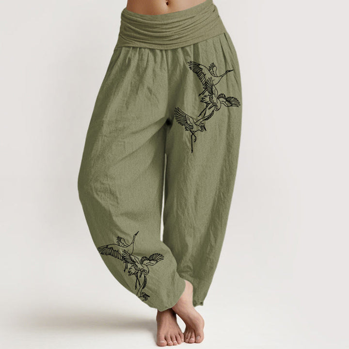 Damskie spodnie haremowe z elastyczną talią i wzorem w latający żuraw z Buddha Stones - Oliwkowy - US22, UK/AU26, EU54 (6XL) - image 14