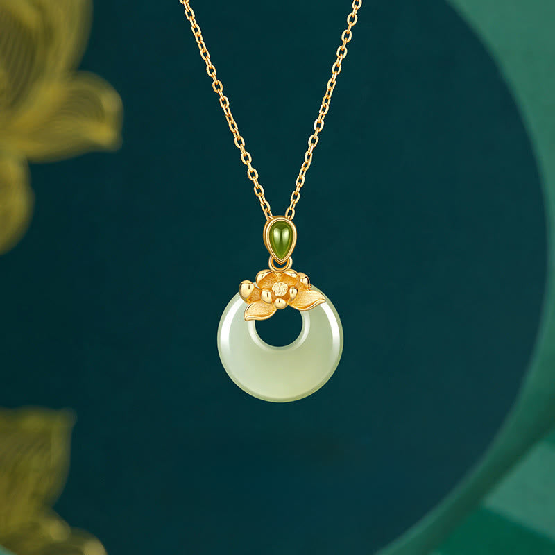 Naszyjnik z wisiorkiem z jadeitu Hetian z motywem lotosu i Buddha Stones wykonany ze srebra próby 925 i złota. - Srebro próby 925 i jadeit hetian - image 0