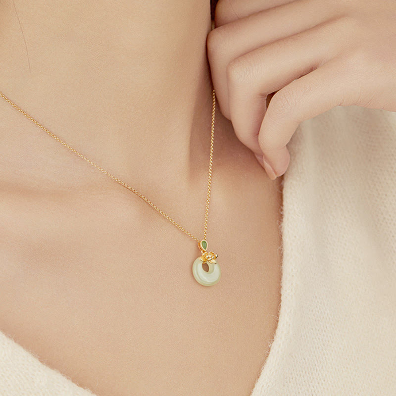 Naszyjnik z wisiorkiem z jadeitu Hetian z motywem lotosu i Buddha Stones wykonany ze srebra próby 925 i złota. - image 4