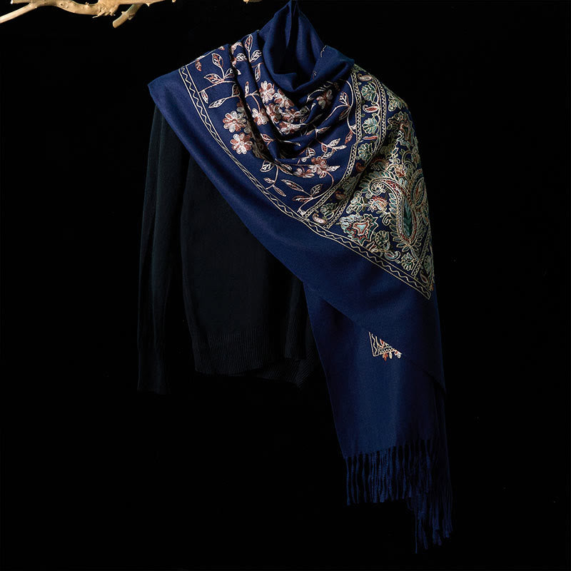 Buddha Stones Zimowy Brązowo-beżowy Mały Kwiat Pnącza Wzór Kwiatu Nerkowca Przytulny Szalik z Frędzlami - image 1