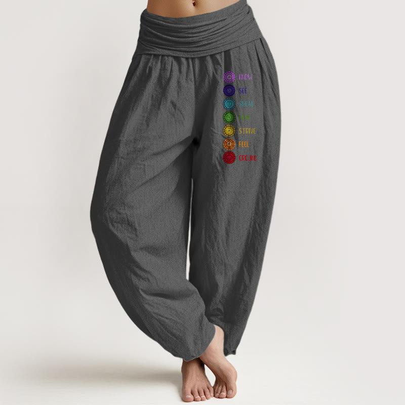 Damskie spodnie haremowe z elastyczną talią i czystą bawełną z nadrukiem "Buddha Stones: Siedem czakr" - Szary - US22, UK/AU26, EU54 (6XL) - image 8