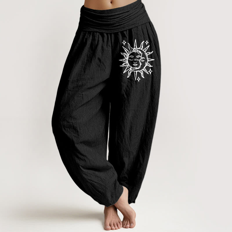 Damskie spodnie haremowe z elastycznej bawełny z motywem Buddha Stones i słońca i księżyca - Czarny - US22, UK/AU26, EU54 (6XL) - image 0