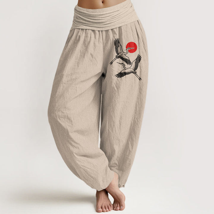 Damskie spodnie haremowe z elastyczną talią i wzorem "Buddha Stones" w czerwone słońce i żurawie - Dębnik - US22, UK/AU26, EU54 (6XL) - image 11