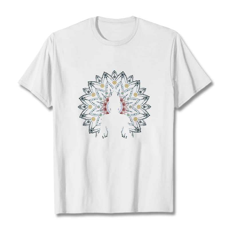 Koszulka z motywem siedzącego spokojnego Buddy z motywem kwiatów mandali z Buddha Stones Buddy - Biały - 2XL - image 0
