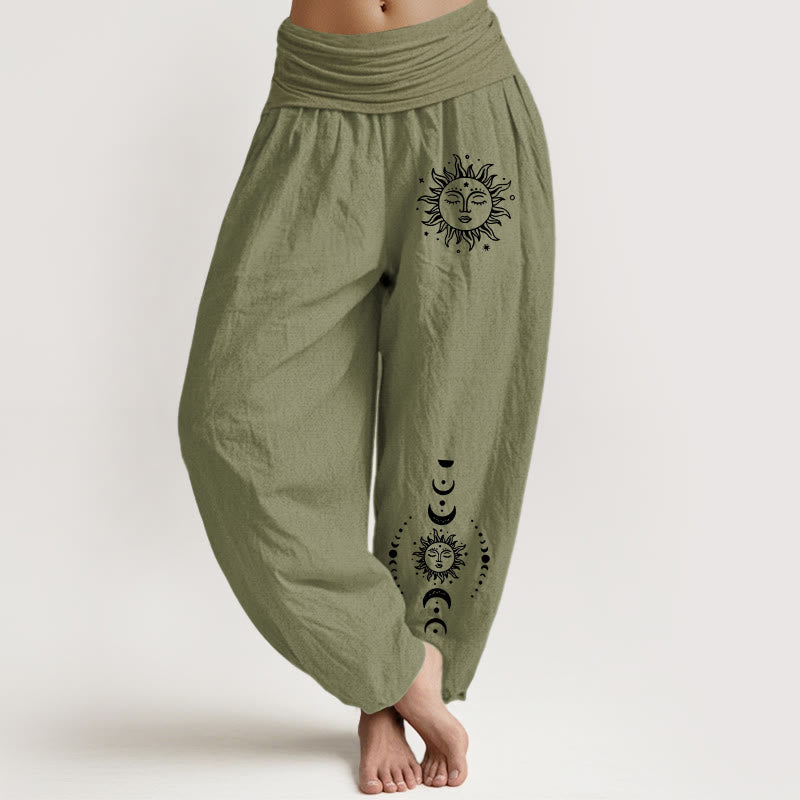 Spodnie damskie haremowe z elastycznej bawełny z motywem Buddha Stones , słońca, księżyca i gwiazd - Oliwkowy - US22, UK/AU26, EU54 (6XL) - image 14