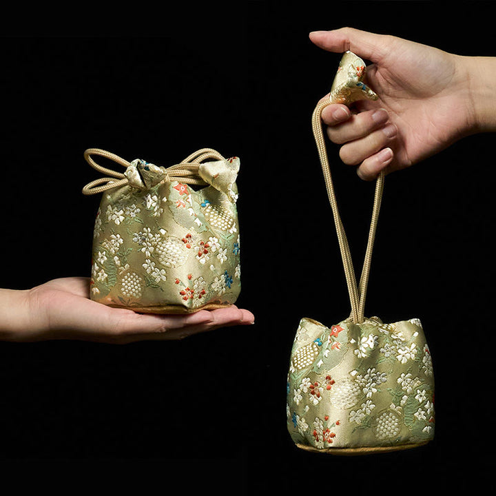 Mała torebka prezentowa do przechowywania biżuterii z motywem Buddha Stones 8*8*8 cm - Beżowy 8cm*8cm*8cm - image 0