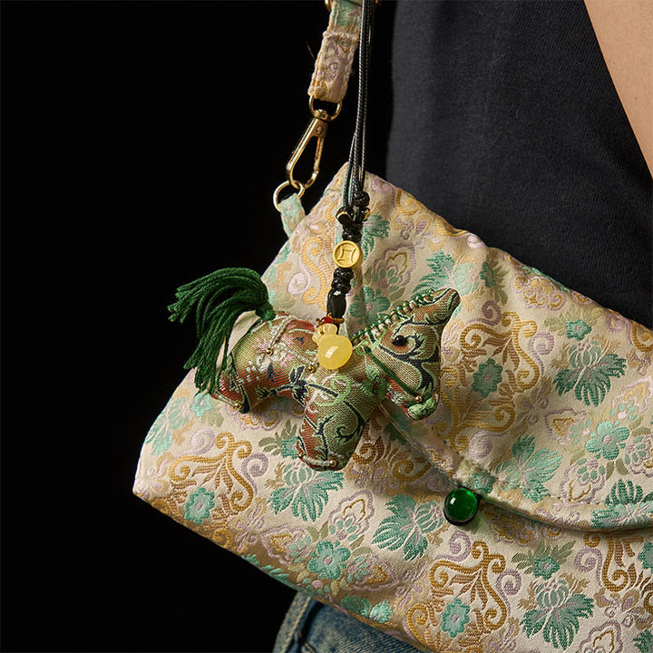 Buddha Stones Rok Konia Shu Brokat Jedwab Kręcona Trawa Wzór Granatu Wisząca Dekoracja - image 4