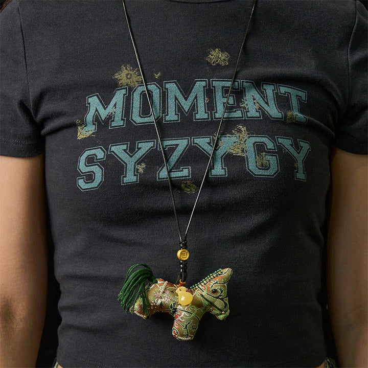 Buddha Stones Rok Konia Shu Brokat Jedwab Kręcona Trawa Wzór Granatu Wisząca Dekoracja - image 5