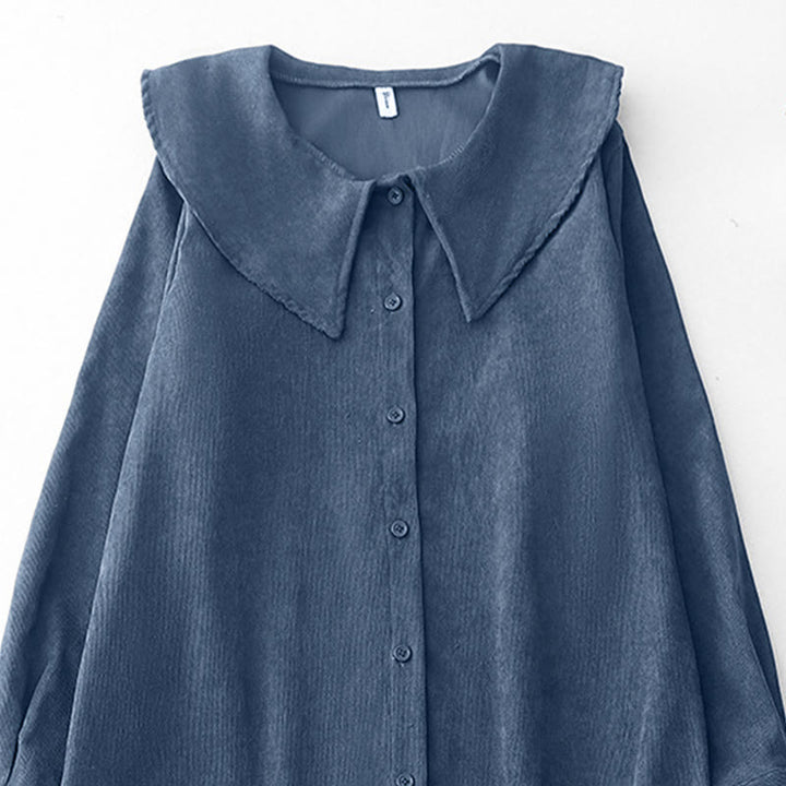 Sukienka midi z długim rękawem i kieszeniami z tkaniny sztruksowej Buddha Stones Fall z prostymi guzikami - image 2