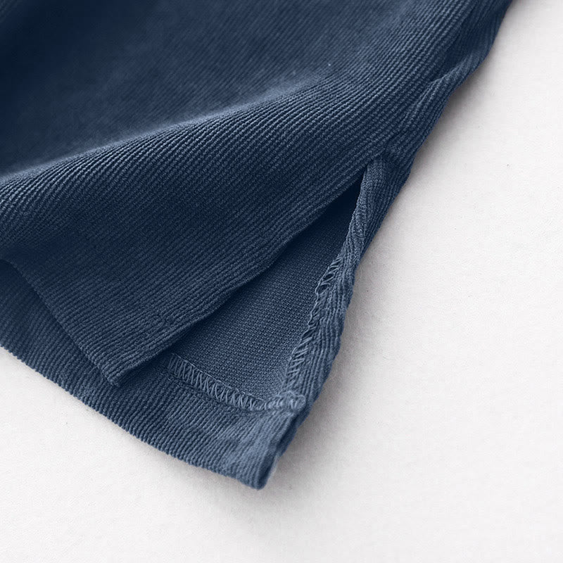 Sukienka midi z długim rękawem i kieszeniami z tkaniny sztruksowej Buddha Stones Fall z prostymi guzikami - image 11