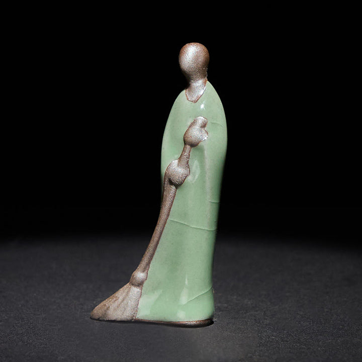 Buddha Stones , mała, bezpostaciowa, ceramiczna figurka Buddy, zamiatający mnich, dekoracja domu, 3,5*1,5*7 cm - image 3