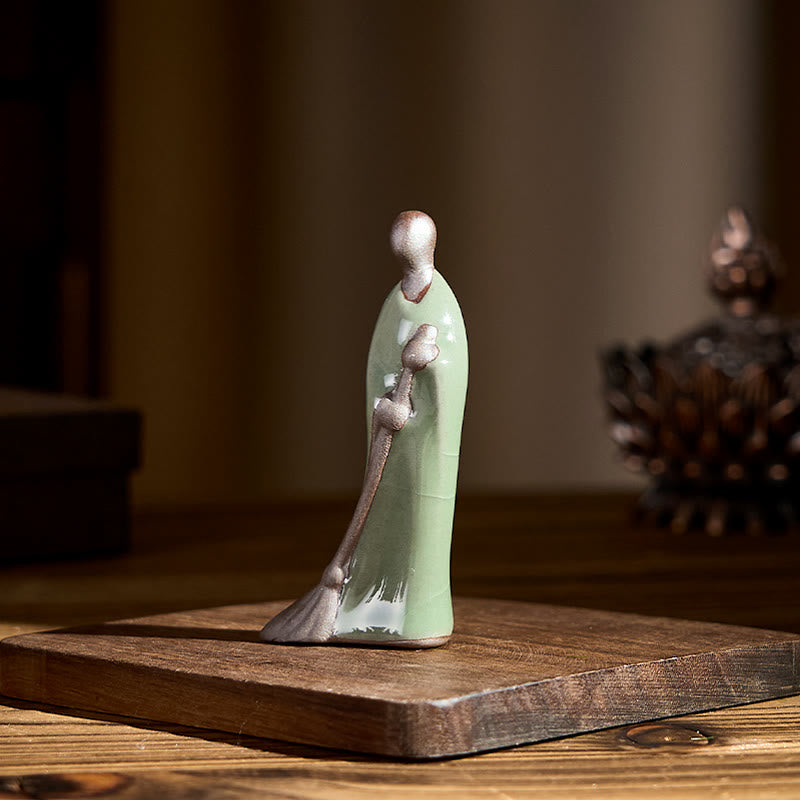 Buddha Stones , mała, bezpostaciowa, ceramiczna figurka Buddy, zamiatający mnich, dekoracja domu, 3,5*1,5*7 cm - image 2