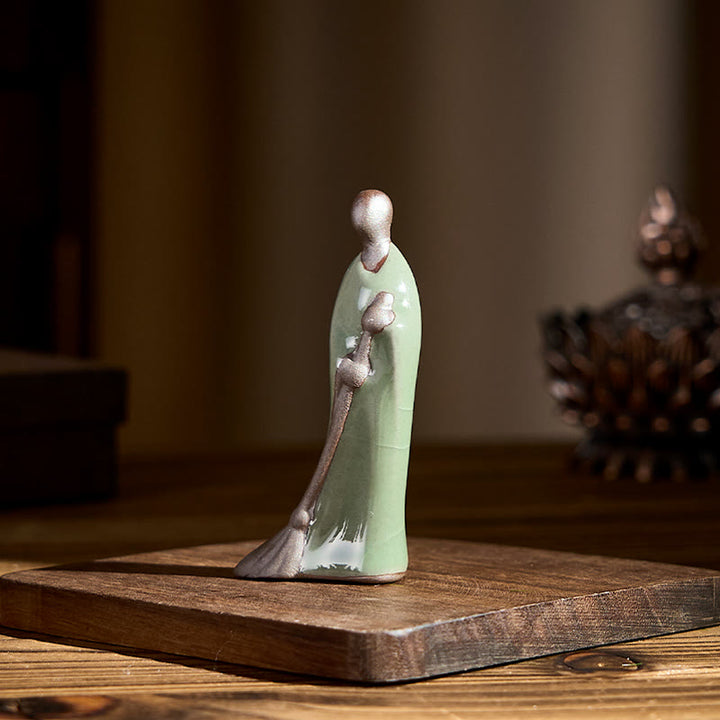 Buddha Stones , mała, bezpostaciowa, ceramiczna figurka Buddy, zamiatający mnich, dekoracja domu, 3,5*1,5*7 cm - image 2