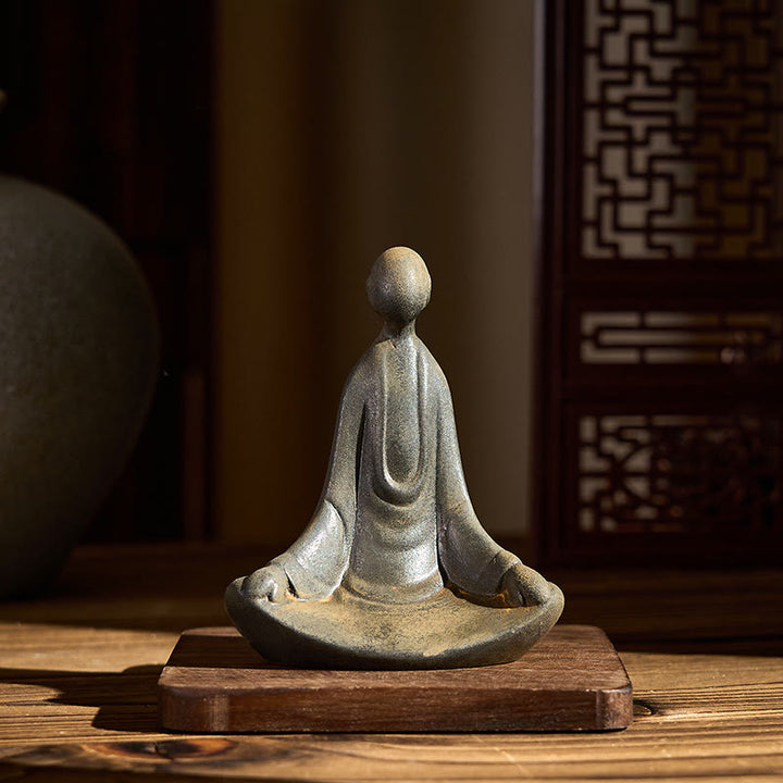 Ręcznie wykonany Buddha Stones siedzącego bezkształtnego Buddy z proszku żelaza i rdzy, odlew z żywicy - image 5