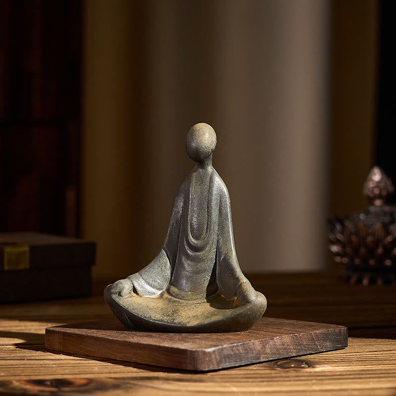 Ręcznie wykonany Buddha Stones siedzącego bezkształtnego Buddy z proszku żelaza i rdzy, odlew z żywicy - image 6