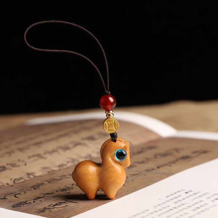 Buddha Stones Rok Konia Mały liść Czerwony sandałowiec Spokojny brelok do telefonu Dekoracja do zawieszenia - Sandałowy - Dekoracja do zawieszenia telefonu - image 7