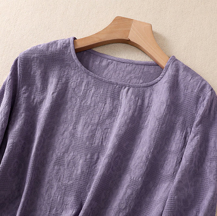 Koszula damska z długim rękawem z bawełny z nadrukiem "Buddha Stones" w nieregularnym dole i plisami - image 2