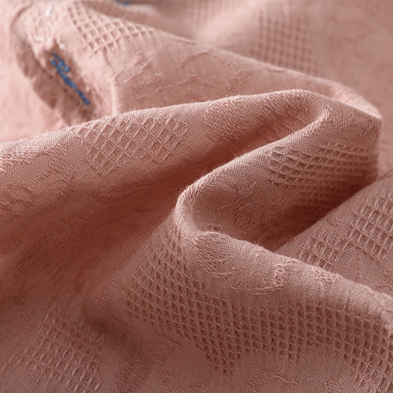 Koszula damska z długim rękawem z bawełny z haftem "Jesienne Buddha Stones" w asymetrycznym wzorze i żabą zapinaną na guziki - image 19