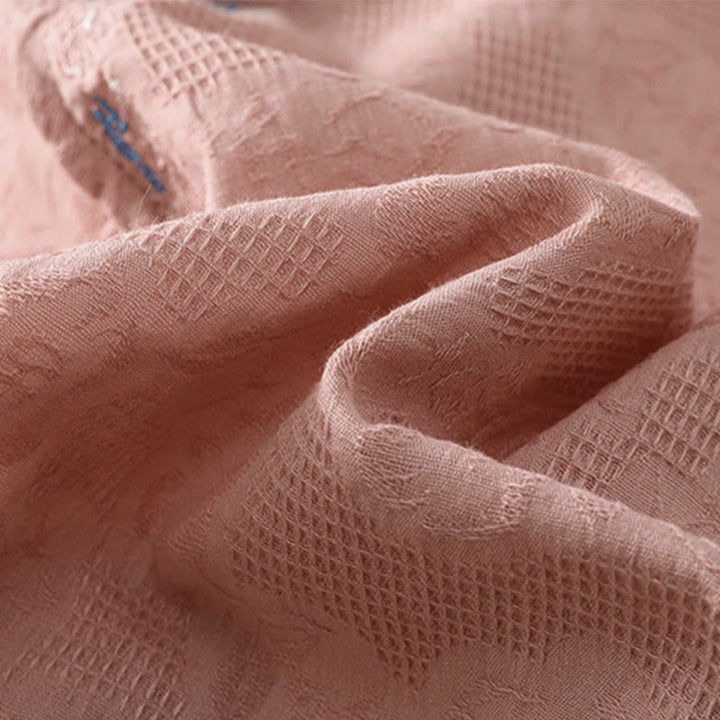 Koszula damska z długim rękawem z bawełny z haftem "Jesienne Buddha Stones" w asymetrycznym wzorze i żabą zapinaną na guziki - image 19