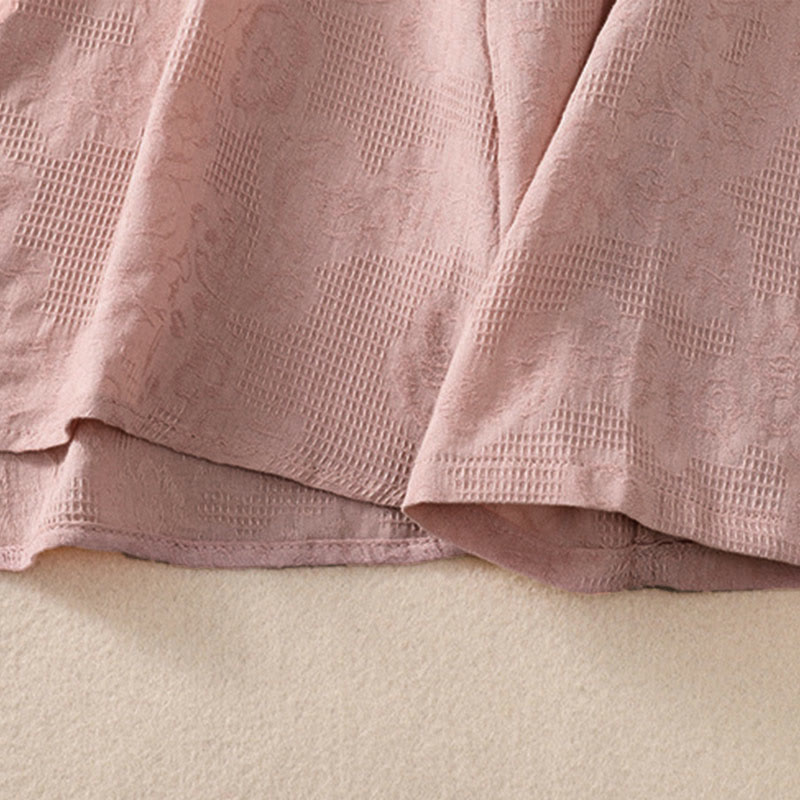 Koszula damska z długim rękawem z bawełny z haftem "Jesienne Buddha Stones" w asymetrycznym wzorze i żabą zapinaną na guziki - image 22