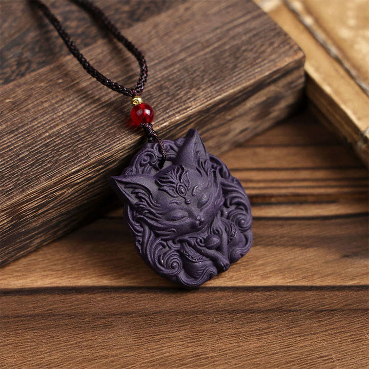 Naszyjnik z Buddha Stones, maską lisa, motylem i klamrą pokoju, z wisiorkiem Fortune - Dzwonek lisa - image 11