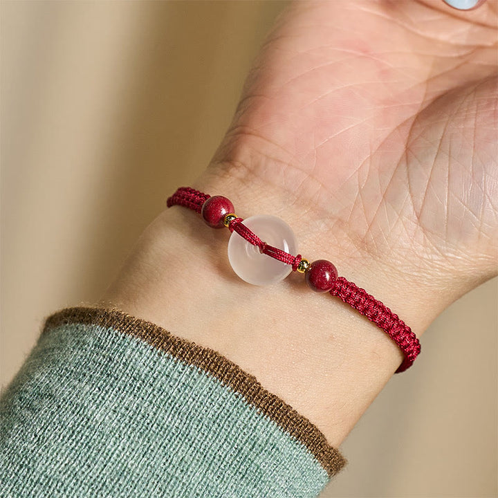 Bransoletka z klamrą Buddha Stones z białego agatu z płaskim węzłem i diamentowym węzłem z czerwonego sznurka - image 5